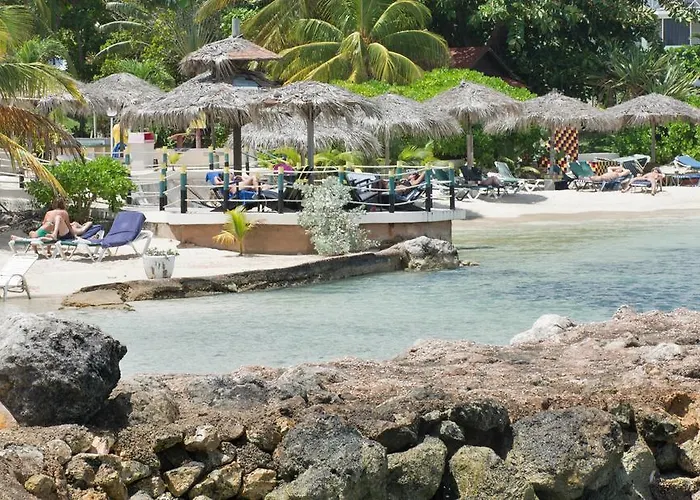 Club Ambiance (adults Only) Runaway Bay