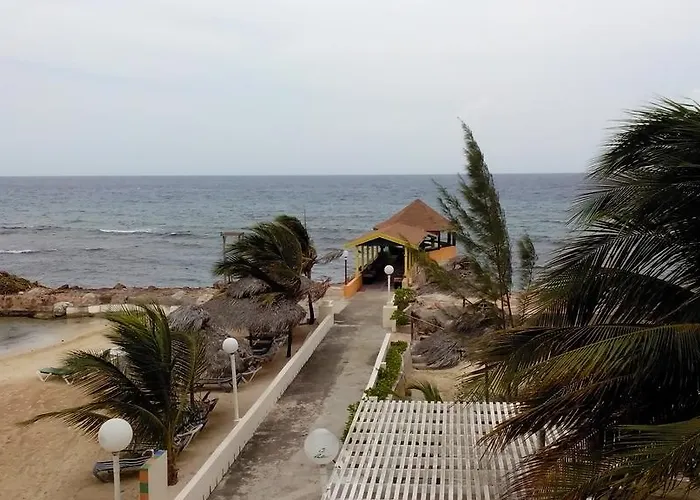 Club Ambiance (adults Only) Runaway Bay