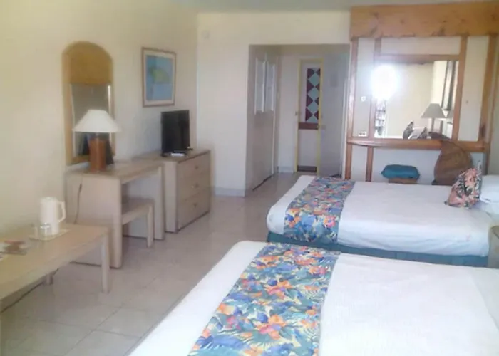 Hotel Club Ambiance (adults Only)
