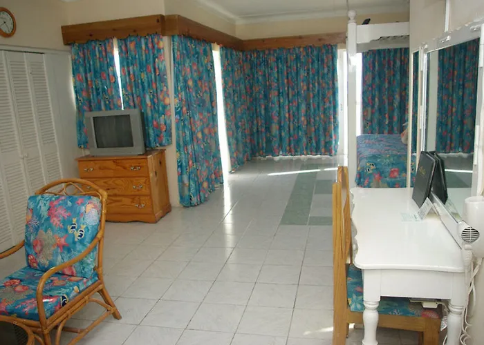 Hotel Club Ambiance (adults Only) 3*