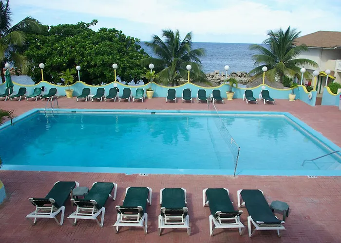 Hotel Club Ambiance (adults Only) 3*